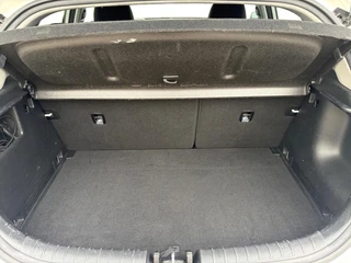 Kia Rio 1.0 TGDI DynamicLine | Navigatie | Airco | Apple Carplay / Android Auto | Achterruitrij Camera | Lichtmetalen Velgen | / 8