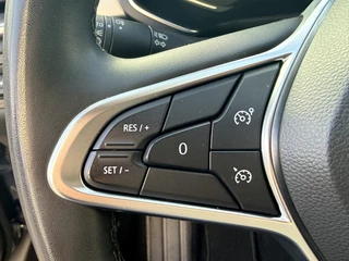 Renault Captur 1.6 E-Tech Hybrid 145 Intens  | LED | Keyless | DAB | Apple / Android | PDC v+a incl. Camera / 20