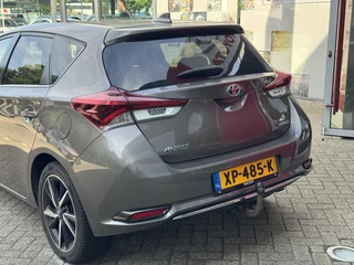 Toyota Auris 1.8 Hybrid Dynamic Ultimate NAVI CRUISECONTROL STOELVERWARMING / 19