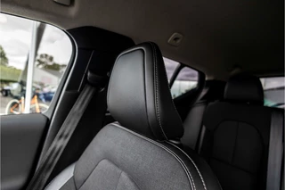 Volvo XC40 1.5 T3 Inscription  | Adaptive Cruise | Trekhaak | Camera / 12