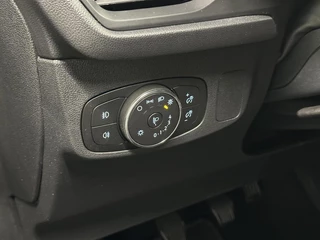Ford Focus 1.0 EcoBoost Trend Edition Business CAMERA CARPLAY NAVI LM. / 18