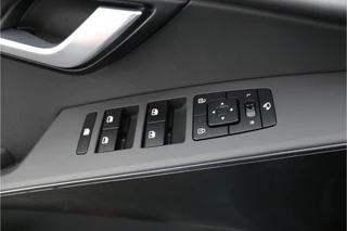 Kia Niro 1.6 GDi PHEV DynamicLine  - Navigatie - Cruise Control - Camera - Apple CarPlay/Android Auto - Fabrieksgarantie tot 06-2032 / 18