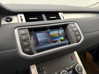 Land Rover Range Rover Evoque 2.0 Si4 HSE Dynamic Trekhaak | Panodak | Cruise Control | Camera | Stoelverwarming / 19