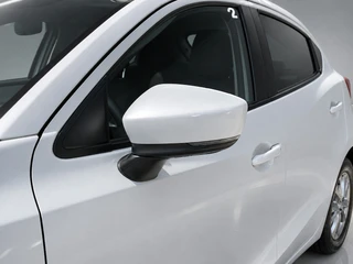 Mazda 2 1.5 Skyactiv-G Comfort  | 1e eigenaar | dealer onderh. | navigatie | stoelverw. | cruise control | apple carplay / 12