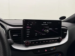 Kia Ceed 1.5 T-GDi GT-Line | Adaptive Cruise | Camera | Navi | Stoel/Stuurverwarming | CarPlay | / 22