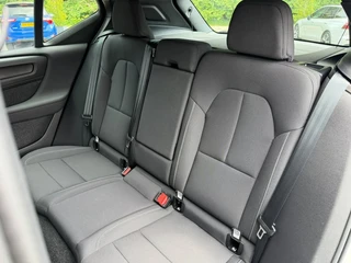 Volvo XC40 Extended Range Plus 82 kWh Camera | ACC | Keyless / 22