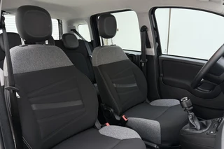 Fiat Panda 1.0 Hybrid City Life 69 PK | Airco | Dakrails | Weinig kilometers | Hoge instap | Zuinige motor | Electrische ramen | 5 Zitplaatsen / 8