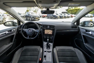 Volkswagen Golf 1.4 TSI Highline Business | DSG  | Virtual | ACC | Carplay / 7