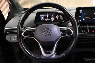 Volkswagen ID.4 First 77 kWh SOH 90% Trekhaak Stoelverwarming Camera Navigatie / 18