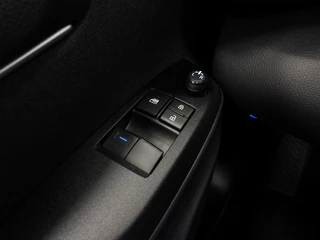Toyota Yaris 1.5 Hybrid 115 Active NAVI-APP/CAMERA/CLIMA/BLEUTOOTH! / 17