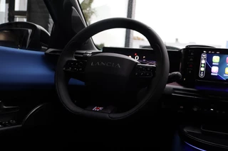 Lancia Ypsilon 1.2 Turbo Hybrid HF Line 110pk / 7
