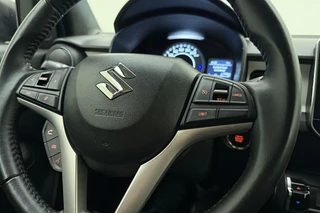 Suzuki Ignis 1.2 Smart Hybrid Style | Navigatie | Cruise control | Achteruitrijcamera | Stoelverwarming | Climate Control | Keyless Entry en Start / 19