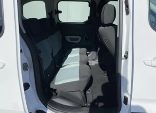 Citroën Berlingo 1.2 PureTech Feel  | dealer onderh. | navigatie | cruise control | airco | parkeersensoren | all season banden / 18