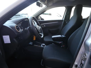 Dacia Spring Expression 27 kWh | Achteruitrijcamera | Parkeersensoren achter | Lichtmetalen velgen | Airco | Navigatiesysteem | Bluethooth | Elektrisch bedienbare ramen / 8
