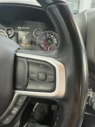 Dodge Ram 1500 4X4 5.7 V8 4x4 Crew Cab|wide body|lift! / 27