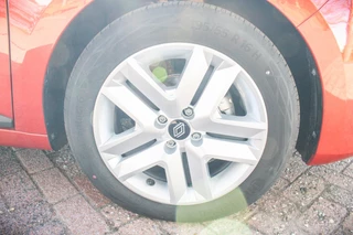 Renault Clio 1.0 TCE 90 evolution / 15