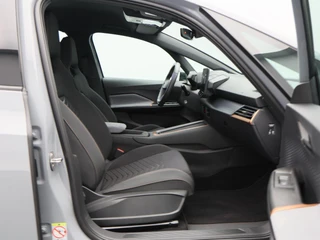 CUPRA Born Business Plus 62 kWh 204 Pk | Stoel/Stuurverwarming | Adaptive Cruise | Climatronic | CarPlay |  18 Inch | 21.452 Km !! / 35