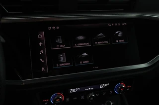Audi Q3 45 TFSIe 245pk S edition Trekhaak Keyless Stoelverwarming Navigatie Adaptive Cruise S-Line / 23