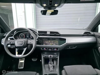 Audi Q3 40 TFSI Quattro S-Line / Pano / 360' / Carplay / 17