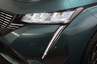 Peugeot 308 SW 1.2 Hybrid 145 e-DCS6 Allure / 19