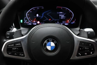BMW 3-serie 318i M-Sport Executive Edition | AUDIO MEDIA- PACK | DRAADLOZE LADER | DAB | APPLE | CAMERA | 19" / 32
