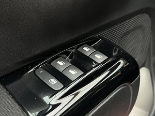 Citroën C3 PureTech 110 S&S Shine  | Trekhaak afneembaar | Panoramadak | Keyless | Carplay | Parkeersensoren voor + achter |  Cruise Control | Climate Control | Achteruitrijcamera | Dodehoekdetectie | Distributie al vervangen | / 27