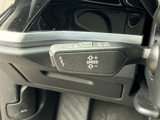 Audi Q3 35 TFSI Advanced edition  | Automaat | LED | Sportstoelen | DAB | Navi | Bluetooth | Stoelverwarming | Virtual Cockpit / 22