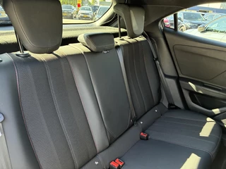 Opel Mokka 1.2 Turbo 130Pk GS Line | Climate control | Navigatie | Camera | Parkpilot | Stoel & Stuurverwarming | Elektrisch Pakket | Cruise control / 17