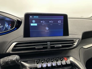 Peugeot 3008 1.2 PureTech Blue Lease Premium CARPLAY NAVI CAMERA CRUISE LM ECC. / 30