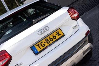 Audi Q2 1.0 TFSI Sport  | NL Auto | Bluetooth / 13