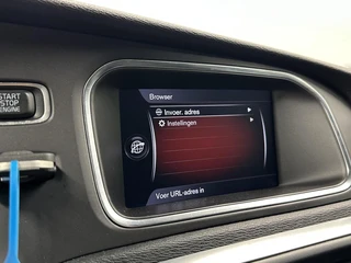 Volvo V40 Cross Country 1.5 T3 Polar+ Luxury LEER PANO NAVI TREKHAAK ECC CRUISE LM. / 34