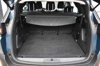 Peugeot 5008 PureTech 130 EAT8 Automaat GT 7-persoons | Navigatie via Carplay & Android Auto | Achteruitrijcamera | Parkeersensoren v+a | Stoelverwarming | Climate Control | Keyless Start | DAB | Isofix Bevestigingspunten | Lichtmetalen Velgen | Zeer Compleet!!! / 29