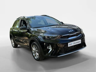 Kia Stonic 1.0 T-GDi MHEV DynamicLine Navigatie | Climate Control | Cruise Control | Apple CarPlay & Android Auto | Resterende fabrieksgarantie TM 150.000 KM | 2035 / 6