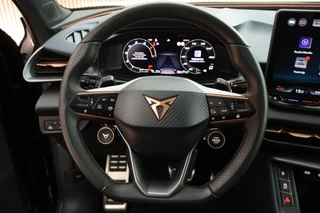 CUPRA Terramar 1.5 TSI 272pk e-Hybrid VZ Performance 360Camera Keyless Stoelverwarming Panoramadak Navigatie / 17