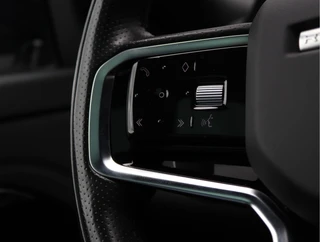 Land Rover Range Rover Evoque P300e R-Dynamic HSE  | Pano | 360 Camera / 46