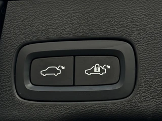 Volvo XC60 2.0 T8 Twin Engine AWD R-Design Pano | Elec Trekhaak | Camera | / 11