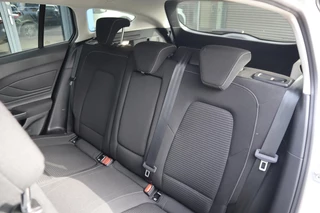 Ford Focus Wagon 125PK HYBRID TITANIUM-X VIRTUAL-COCKPIT B&O AUDIO CLIMA P-SENSOREN 17"LMV LED CAMERA WINTERPACK NL-AUTO / 16
