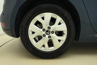 Citroen C4 SpaceTourer 1.2T Business | 130PK | Automaat | Elektrische achterklep | Climate Control | Navigatie | Cruise Control | Camera achter | Stoelen voor met massagefunctie | Slechts 44.336 km! / 15