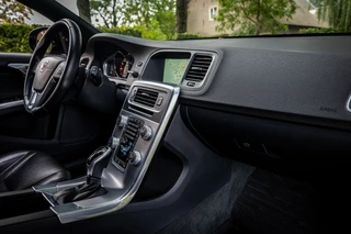 Volvo V60 Cross Country 2.0 T5 Summum  BLIS Memory Sportstoel Trekhaak / 12