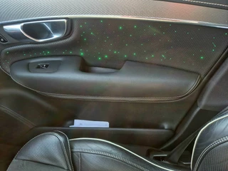 Volvo XC90 2.0 T8 Recharge AWD R-Design . 22 inch . Camera / 22
