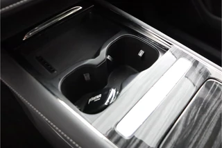 Omoda 5 EV Premium 61 kWh *DEMO* - Full Options! - Stuur-/stoelverwarming - Draadloze Apple Carplay of Android Auto - Schuif-/kanteldak - 7 jaar of 150.000km Fabrieksgarantie / 69