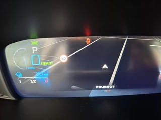 Peugeot 308 1.6 Plug-in Hybrid 180 Active Pack Business / 14