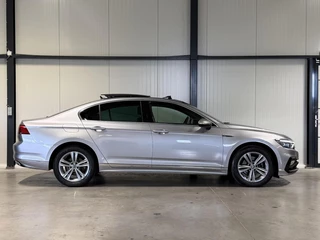 Volkswagen Passat 1.5 TSI R-Line Business + Pano Virtual H&K / 8
