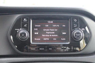 Fiat Tipo 1.4 16V Lounge / 9