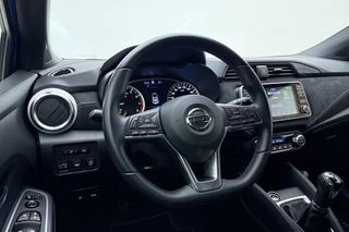 Nissan Micra 1.0 IG-T N-Sport | Navigatie | Achteruitrijcamera | Climate control | Cruise control | Keyless | Lichtmetalen velgen | Donkere hemelbekleding | Lage kilometerstand / 31
