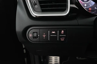 Kia ProCeed 1.5 T-GDi GT-PlusLine  - JBL soundsystem - Apple Carplay/Android Auto - Adaptive Cruise Control - Dodehoekdetectie - Navigatie - Stuur/Stoel Verwarming - Fabrieksgarantie tot 11-2031 / 20