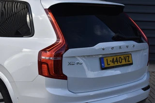 Volvo XC90 2.0 T8 Recharge AWD R-Design  | Panorama | Bowers&Wilkins | Trekhaak | Luchtvering | 22'' Wielen | ACC | Head- Up | / 45