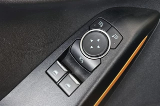 Ford Fiesta 1.0 EcoBoost Active First Edition Navi Clima Apple Carplay Adaptive Cruise / 28