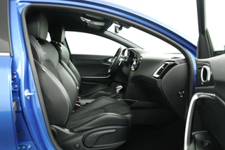 Kia ProCeed 1.5 T-GDi GT-Line Automaat  - Stoel-/stuurverwarming - Navigatie - Cruise Control - Airco - Climate Control - Fabrieksgarantie tot 03-2031 / 28