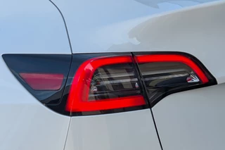 Tesla Model Y Long Range AWD 75kWh SOH 90% / 19